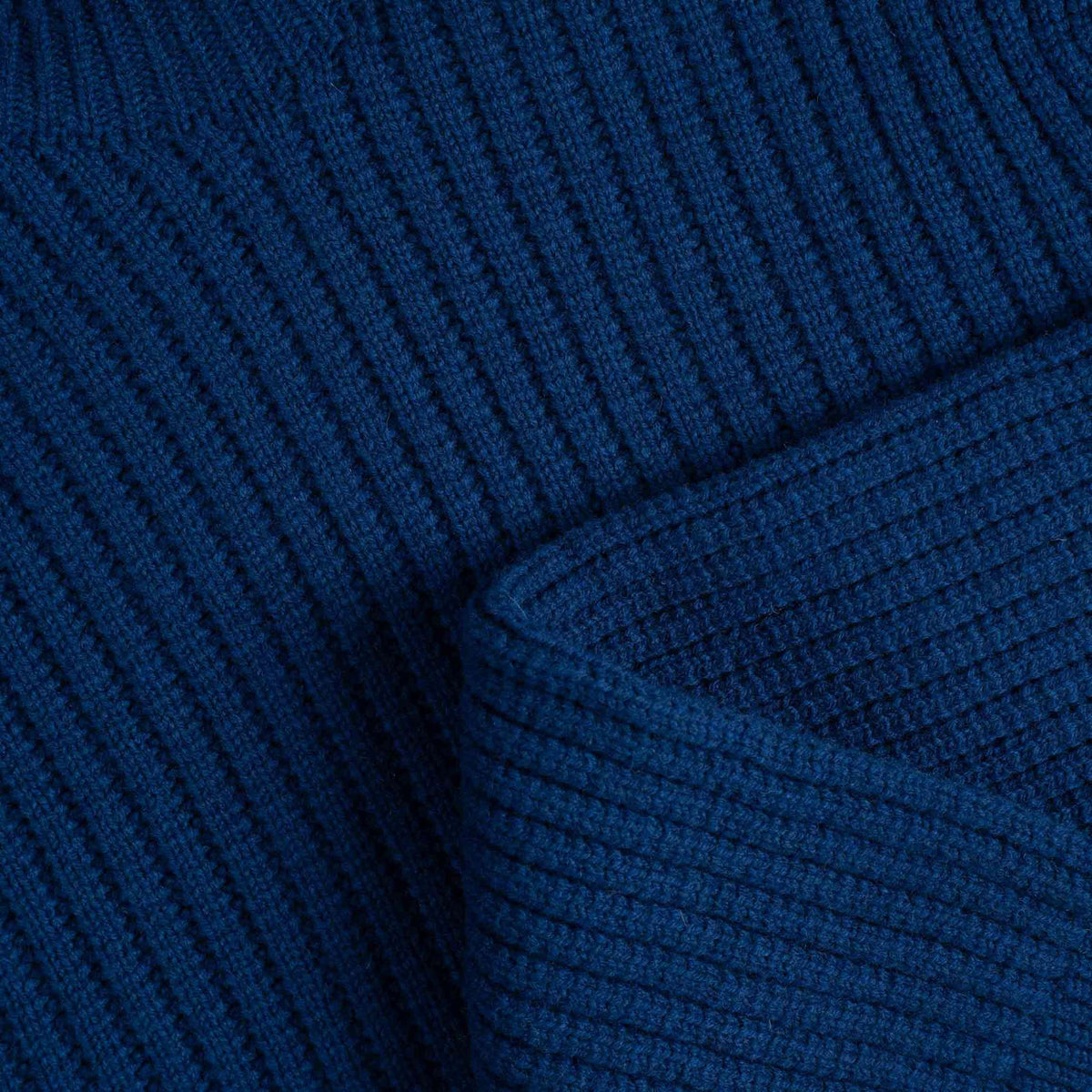 North Outdoor Hehku miesten merino poolopaita värissä syvänsininen, mulesing-vapaa merinovilla. Valmistettu Suomessa. - 