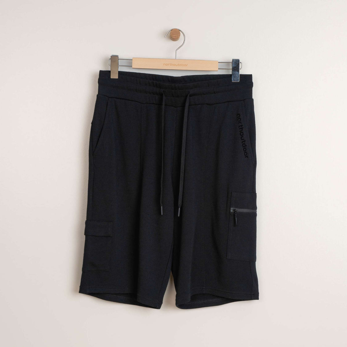 North Outdoor All day 260 Herren Merino-Shorts in der Farbe Tod Schwarz, Mulesing-frei Merinowolle. Entworfen in Finnland. - 