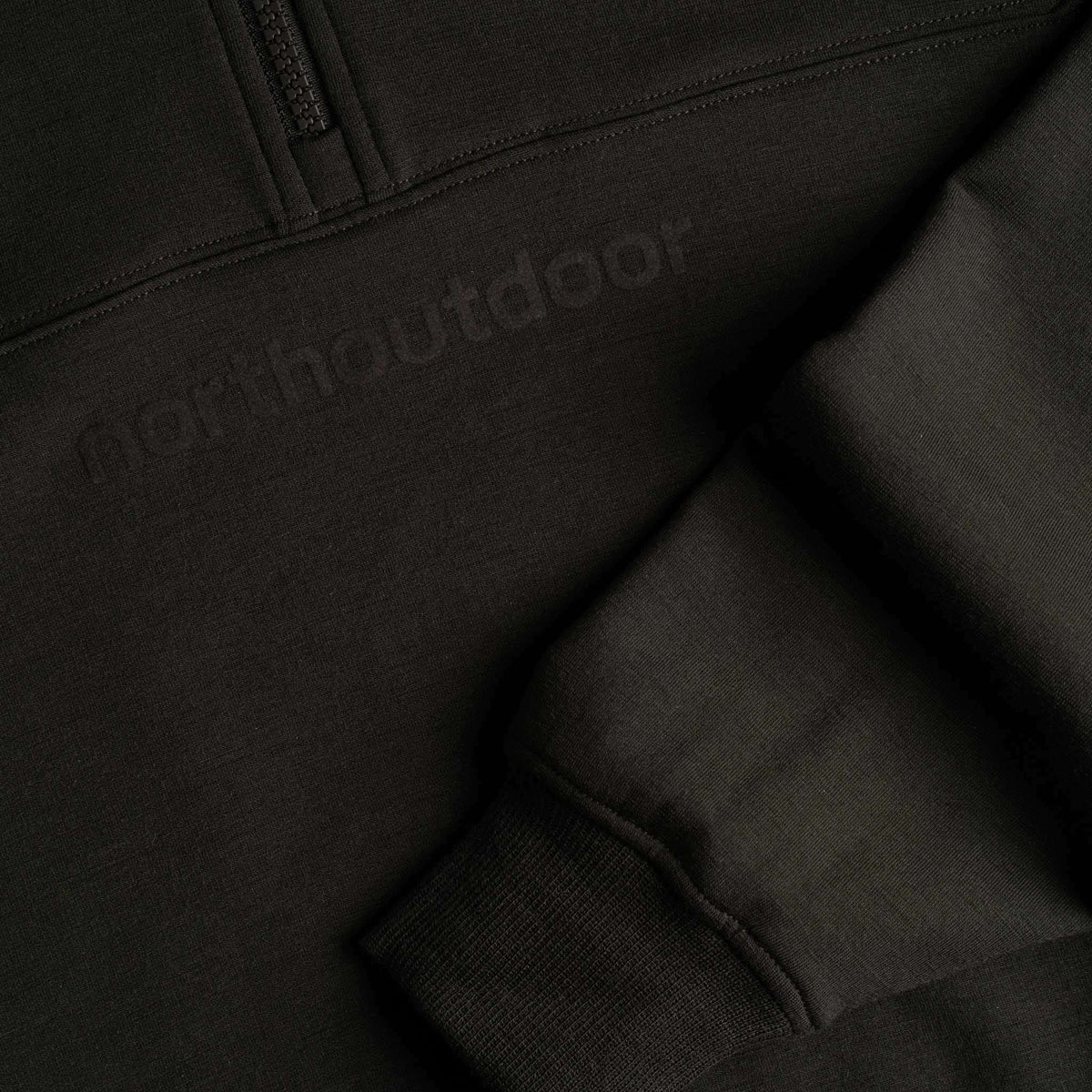 North Outdoor All day 250 naisten vetoketjullinen merinopusero Freja värissä espresso, mulesing-vapaa merinovilla. Suunniteltu Suomessa. - 
