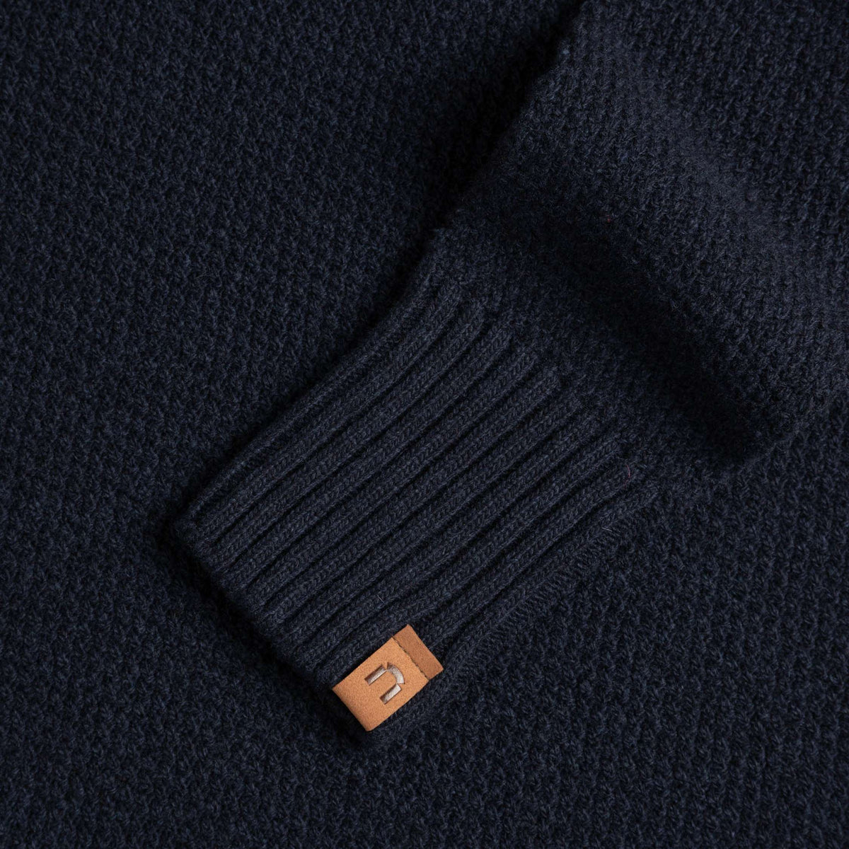 North Outdoor Merino svetr Pihla Dámské v barvě indigově modrá, bez mulesingu merino vlna. Vyrobeno ve Finsku. - 