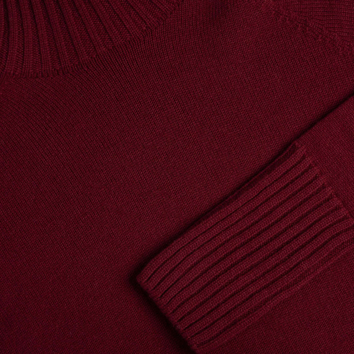 North Outdoor Kuulas Damen Merinowollpullover in der Farbe Cranberry, Mulesing-frei Merinowolle. Hergestellt in Finnland. - 