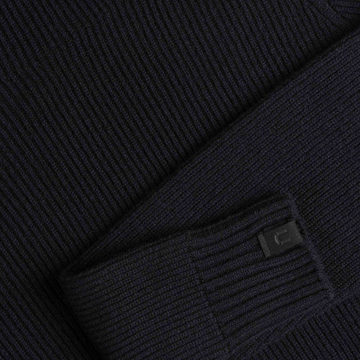 North Outdoor Kieppi Damen Merinowollpullover in der Farbe Kohleschwarz, Mulesing-frei Merinowolle. Hergestellt in Finnland. - 