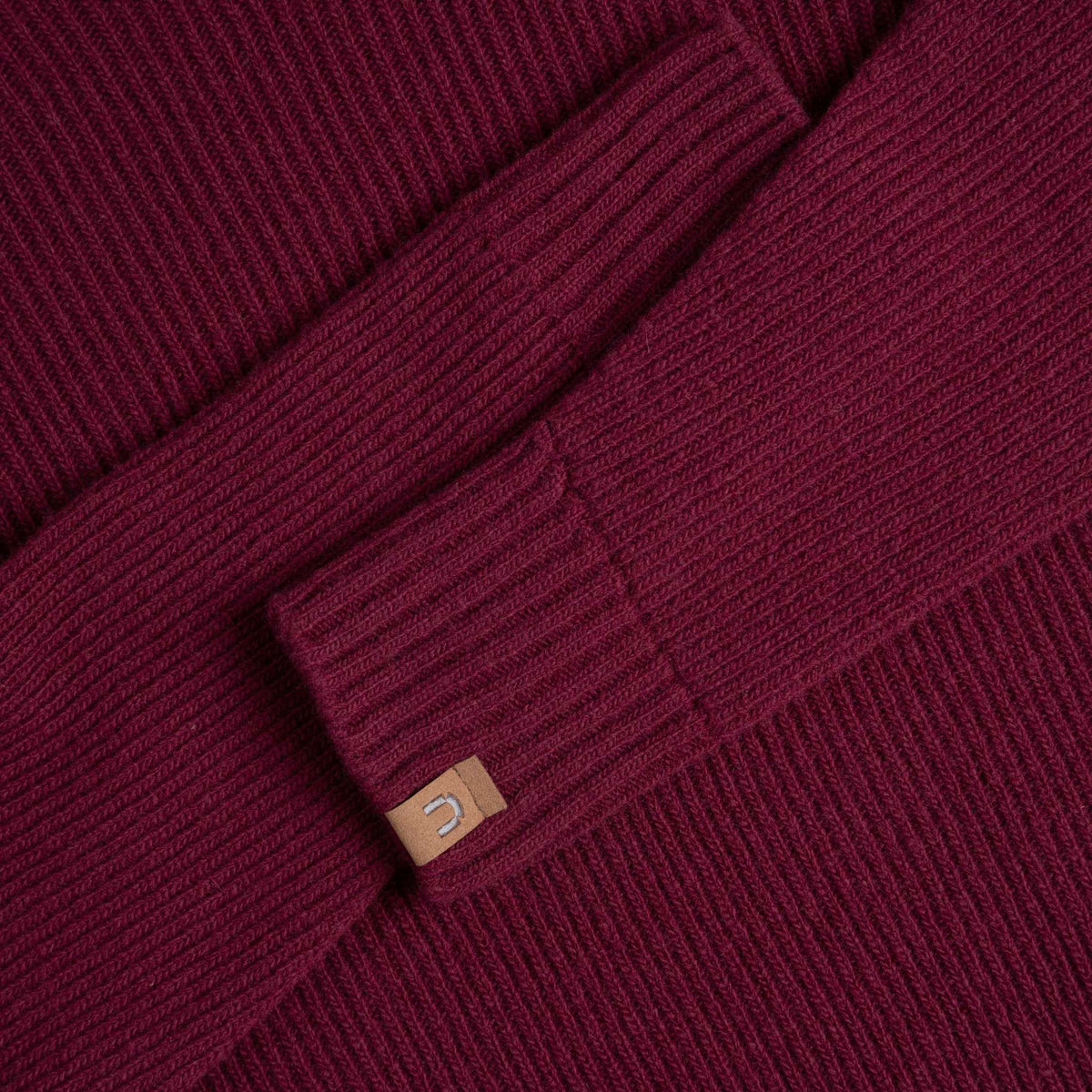 North Outdoor Kieppi femme pull en laine mérinos de couleur mauve foncé, sans mulesing Laine mérinos. Fabriqué en Finlande. - 