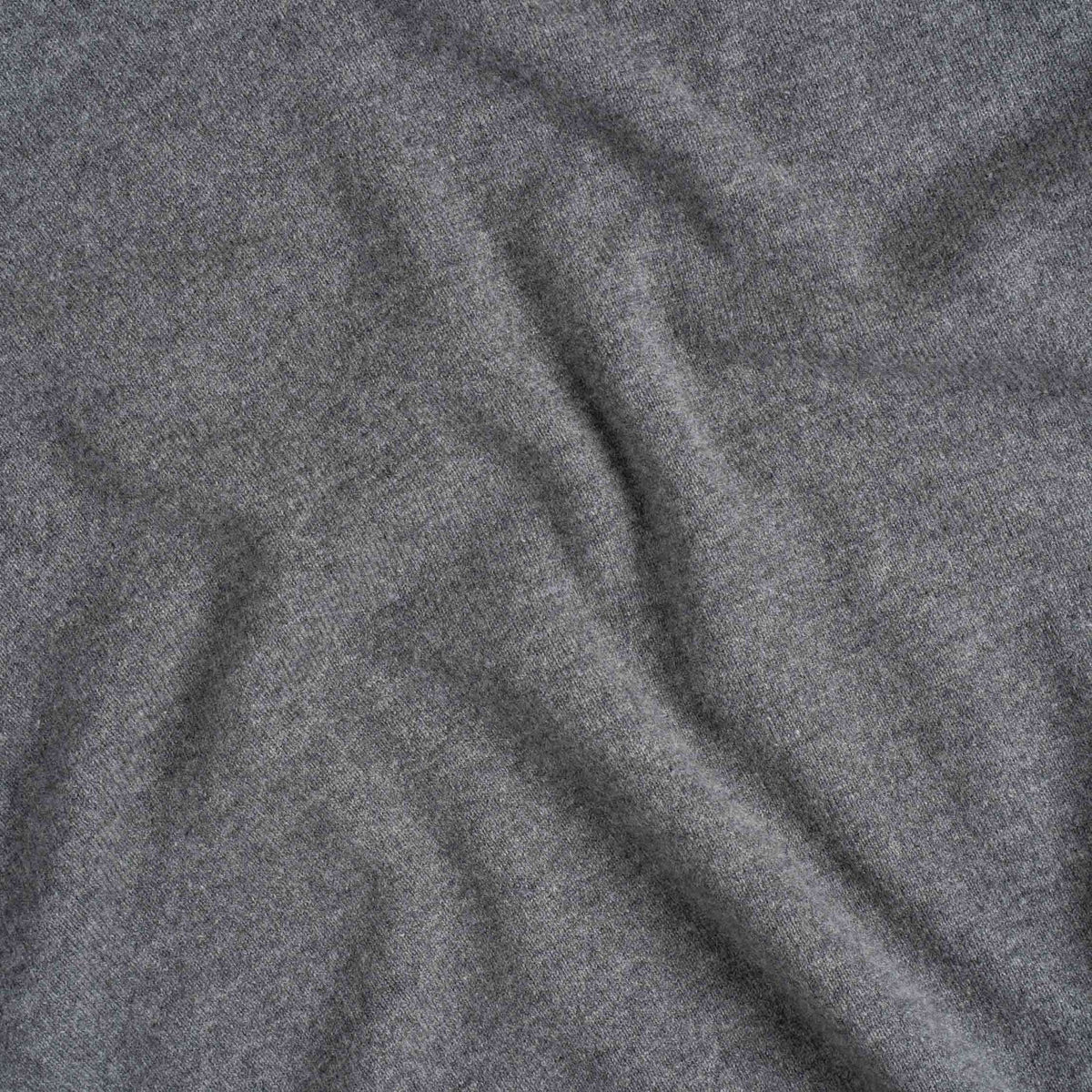 North Outdoor Kide merino stickad tröja för dam i mörkgrå mulesing-fri merinoull. Tillverkad i Finland. - 
