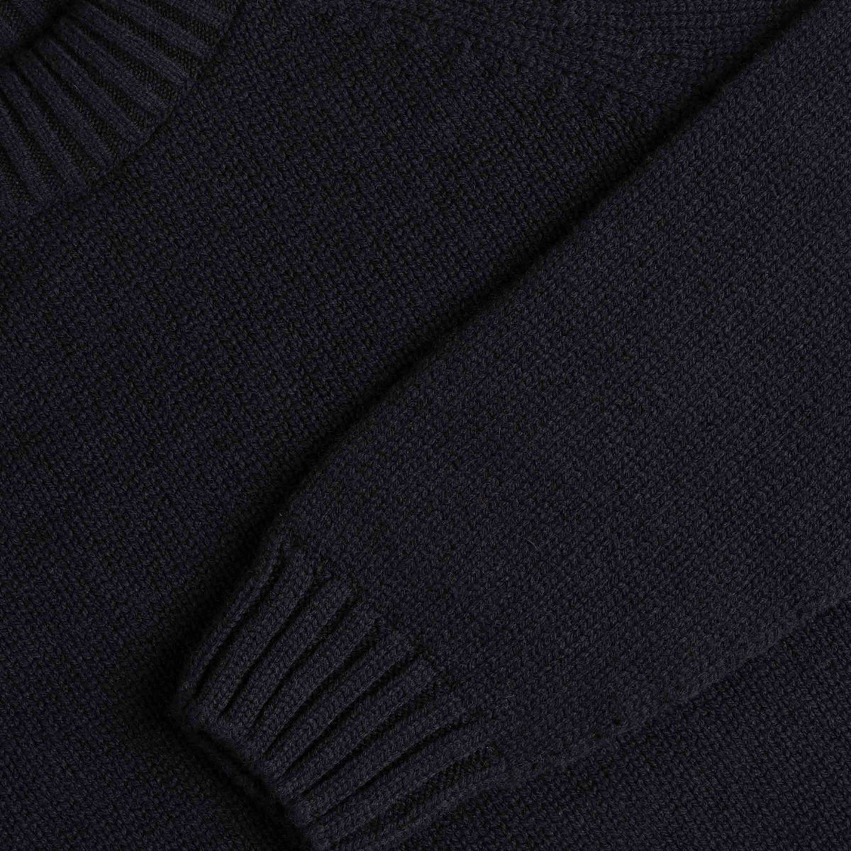 North Outdoor Pull en laine mérinos Viima femme de couleur noir charbon, sans mulesing Laine mérinos. Fabriqué en Finlande. - 
