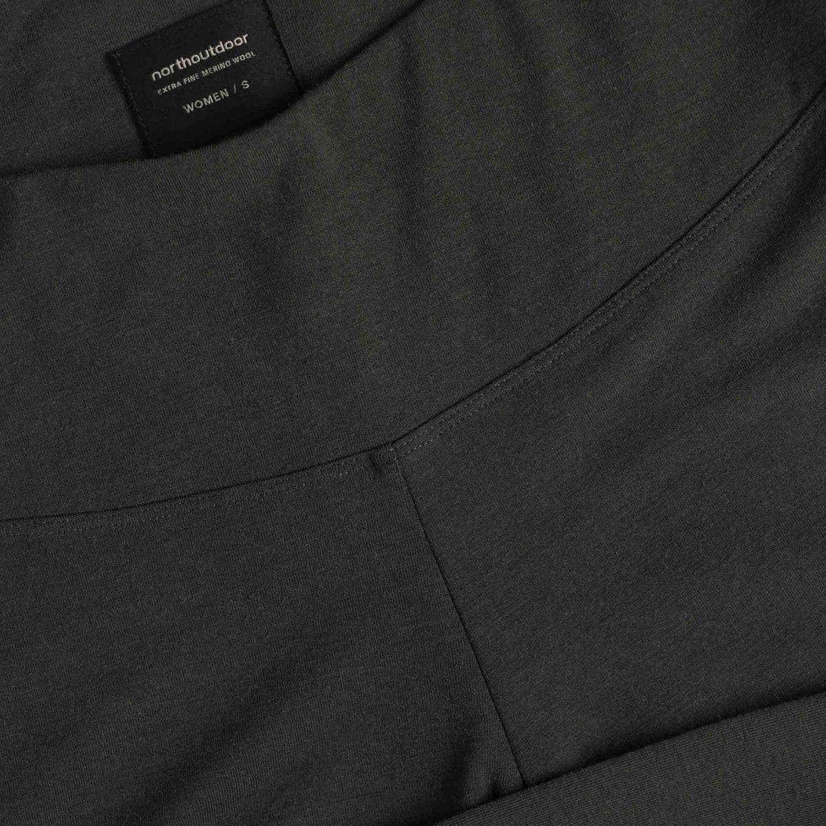 North Outdoor Ariel merinoleggings för dam i granitgrå, mulesing-fri merinoull. Designad i Finland. - 