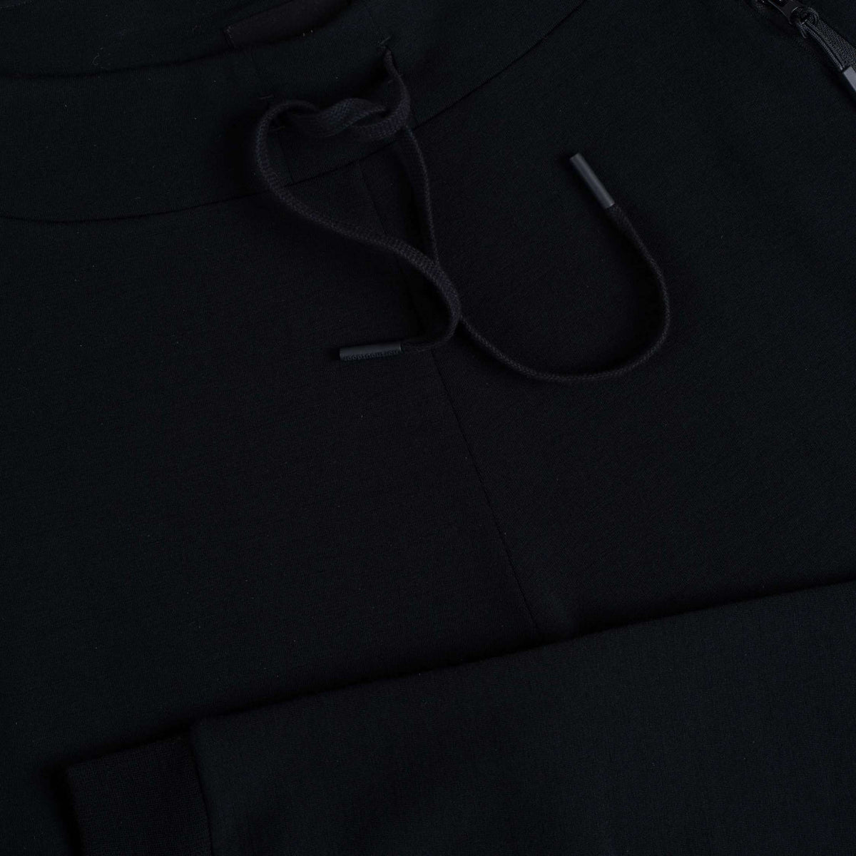 North Outdoor Fiona merinofleece broek W in kleur Zwart, mulesing-vrij merinowol. Ontworpen in Finland. - 