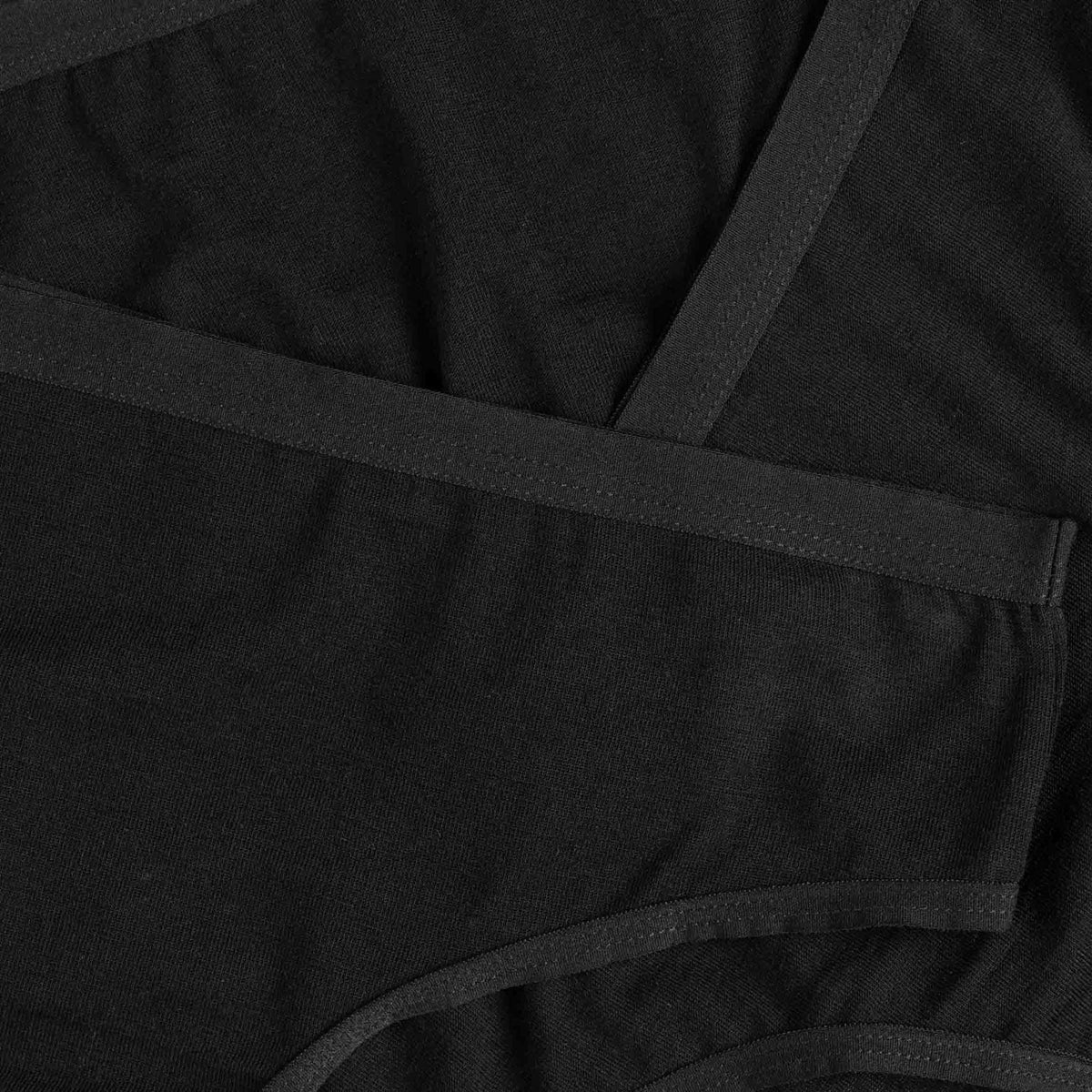 North Outdoor Ines merino brief W värissä musta, mulesing-vapaa merinovilla. Suunniteltu Suomessa. - 