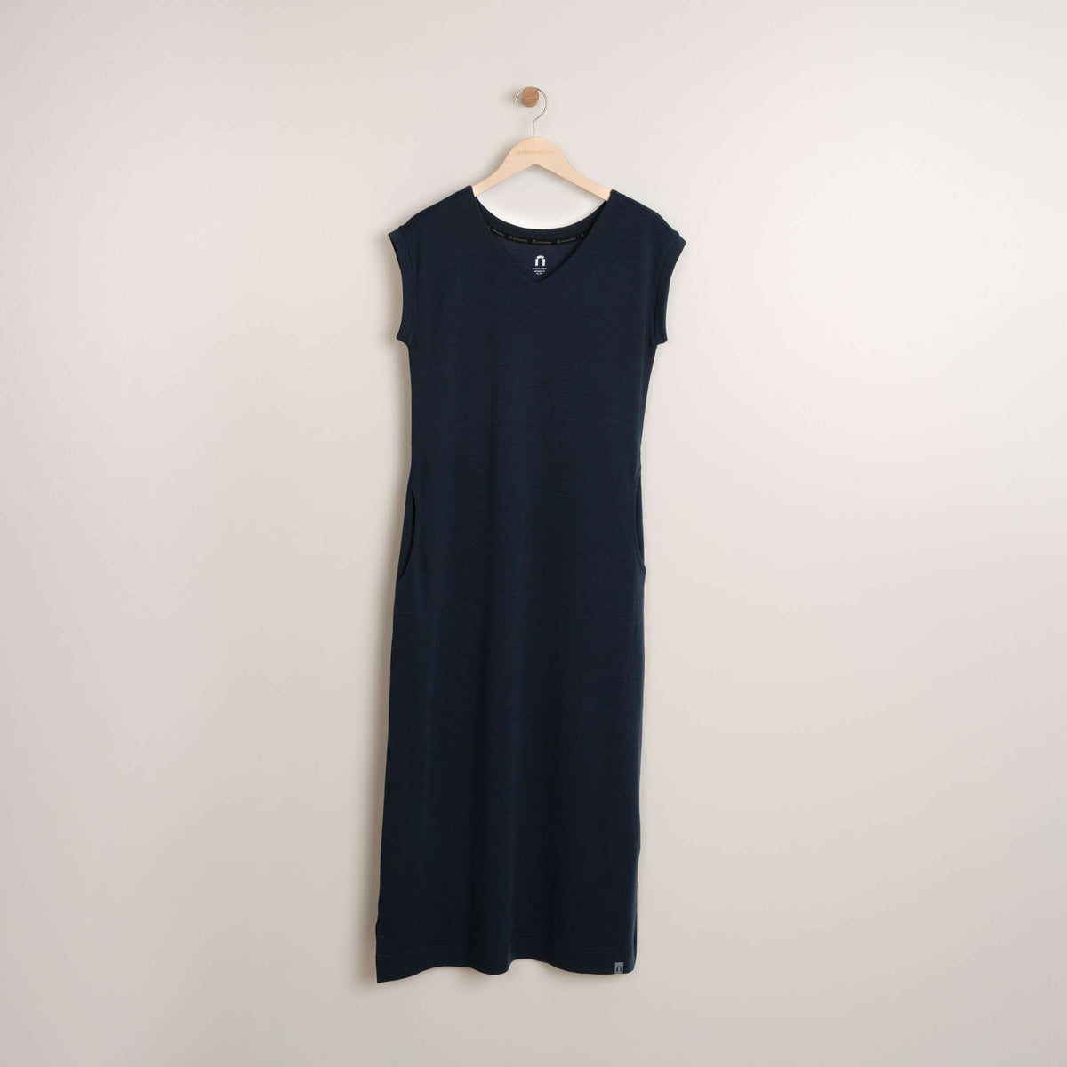 North Outdoor Robe en mérinos Ria W en coloris bleu indigo, sans mulesing Laine mérinos. Conçue en Finlande. - 