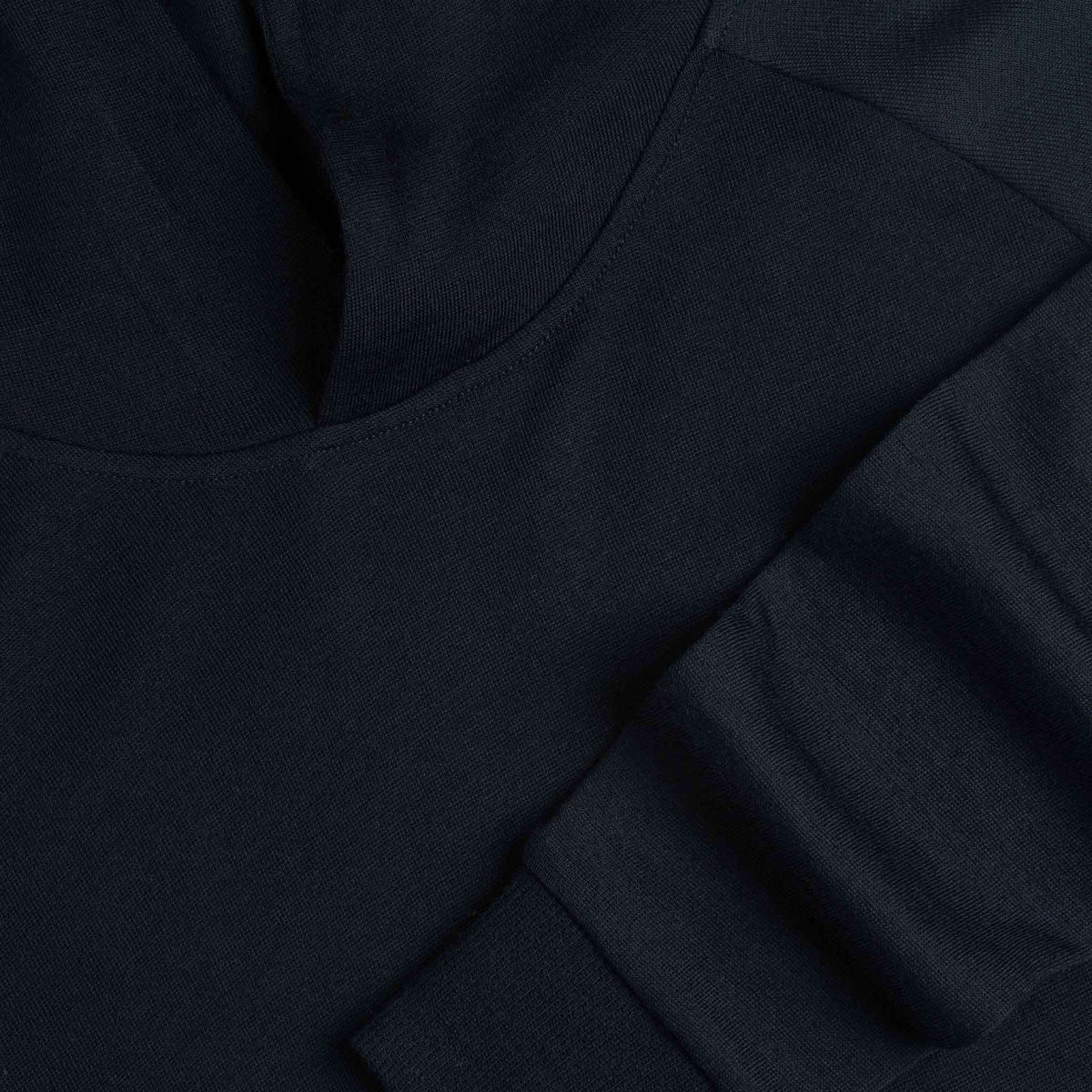 North Outdoor All Damen-Merino-Hoodie in Schwarz, mulesingfreie Merinowolle. Entworfen in Finnland -